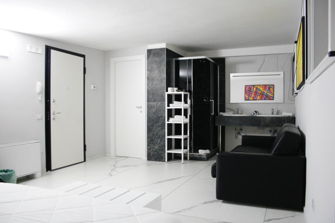 Apartments Via Piave Матера Екстер'єр фото